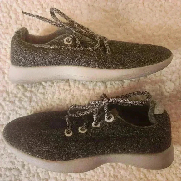 Allbirds wool athletic shoes, size 8 - Picture 6 of 7